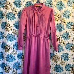 Elegant Pink Pleated Dress